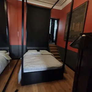 B96 Apartamento