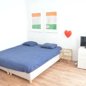 Awesome Studio In Marolles Apartamento
